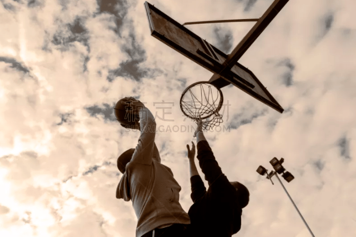 内维尔：曼联陷入循环，有点像利物浦在克洛普上任前