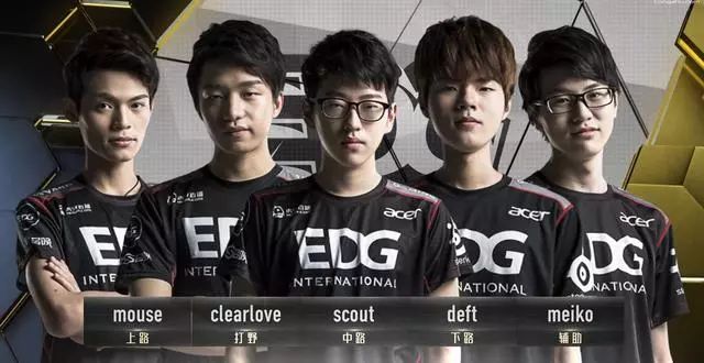 健的体魄 健的体魄