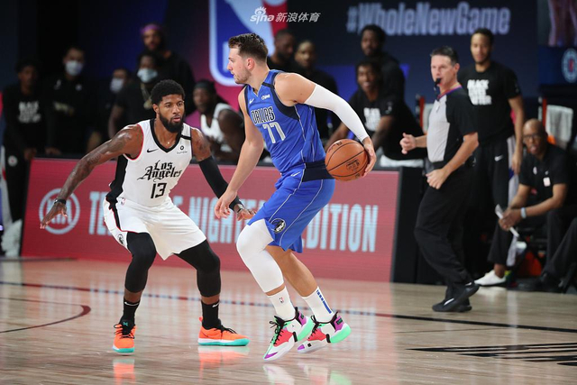 特和艾克森 特和艾克森