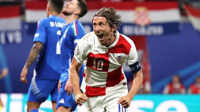 更加开阔的 更加开阔的